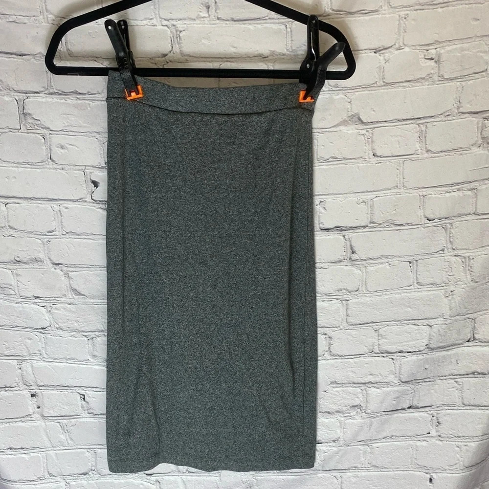 5/$20 Women’s‎ Divided Gray Pencil Skirt Medium